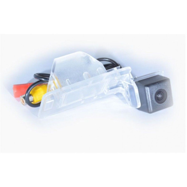 Камера заднего вида IL Trade  9591 Great Wall Hover (05-13)